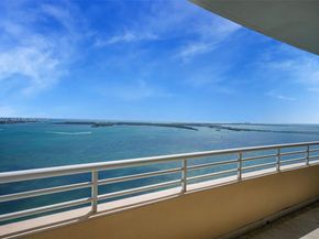 808 Brickell Key Dr 3702, Miami FL 33131