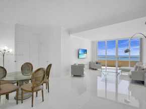 808 Brickell Key Dr 3702, Miami FL 33131