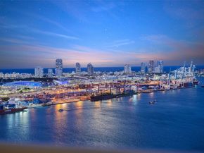 808 Brickell Key Dr 3702, Miami FL 33131