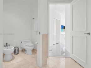 808 Brickell Key Dr 3702, Miami FL 33131