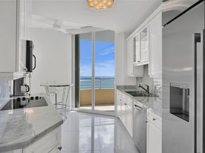 808 Brickell Key Dr 3702, Miami FL 33131