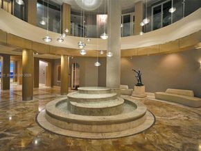 808 Brickell Key Dr 3702, Miami FL 33131