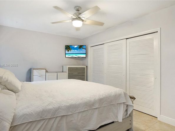 1960 SW 28th Way, Fort Lauderdale FL 33312