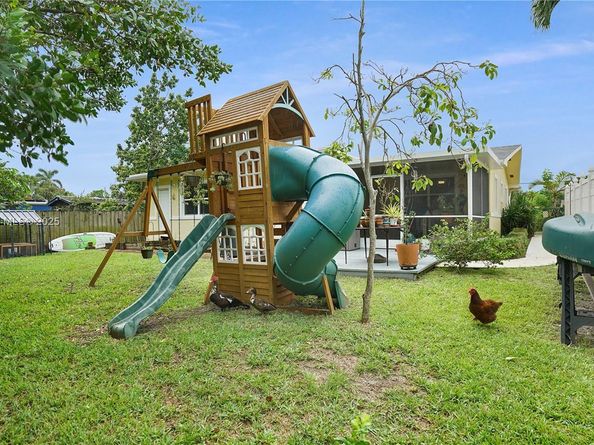 1960 SW 28th Way, Fort Lauderdale FL 33312