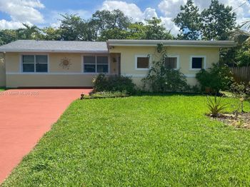 1960 SW 28th Way