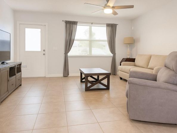 1960 SW 28th Way, Fort Lauderdale FL 33312
