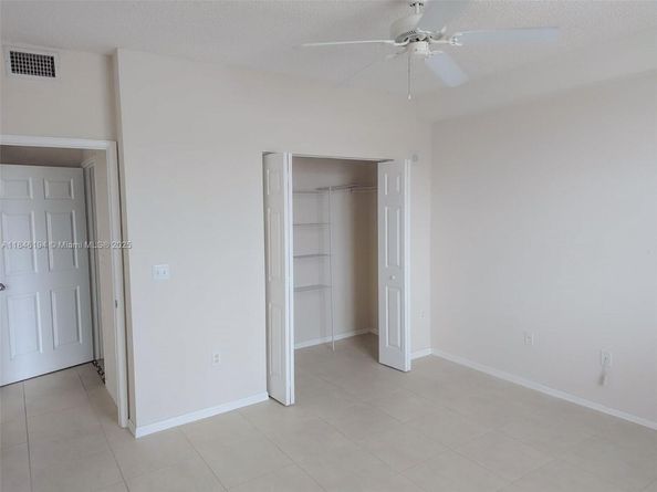 616 Clearwater Park Rd 1003, West Palm Beach FL 33401