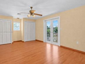 5309 Alton Rd, Miami Beach FL 33140