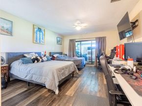 370 Fairway Cir 13, Weston FL 33326