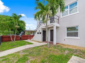 1040 17th St, West Palm Beach FL 33407