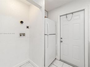 1040 17th St, West Palm Beach FL 33407