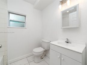 1040 17th St, West Palm Beach FL 33407