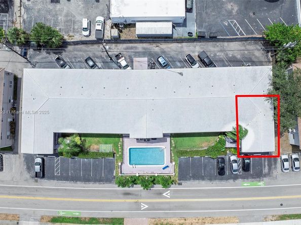 2701 Middle River Dr 10, Fort Lauderdale FL 33306