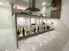 1301 NE Miami Gardens Dr 501W, Miami FL 33179