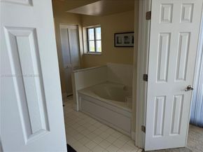 3020 NE 32nd Ave 1125, Fort Lauderdale FL 33308