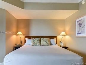 2889 Mcfarlane Rd 1906, Miami FL 33133