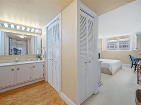 9273 Collins Ave 1102, Surfside FL 33154