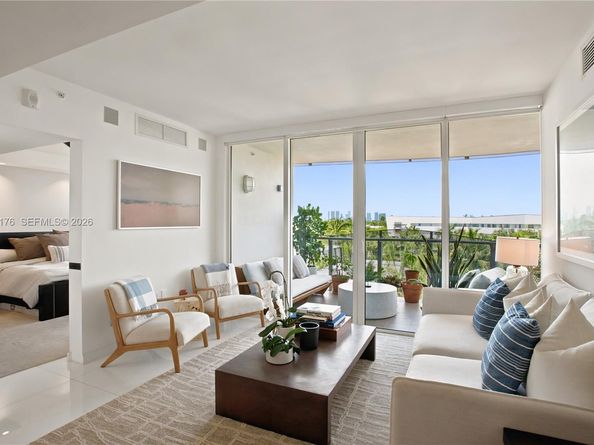 2155 Washington Ct 504, Miami Beach FL 33139