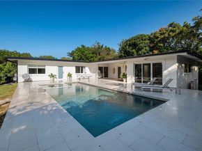 10235 SW 58th Ct, Pinecrest FL 33156