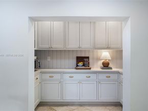 10235 SW 58th Ct, Pinecrest FL 33156