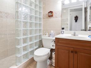 4400 Hillcrest Dr 419C, Hollywood FL 33021