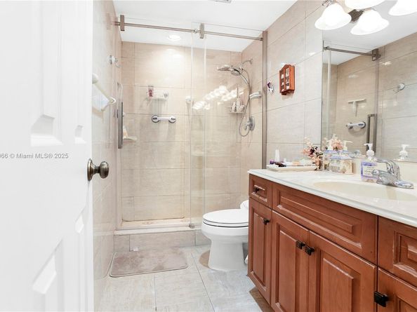 4400 Hillcrest Dr 419C, Hollywood FL 33021