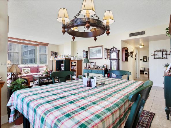 4400 Hillcrest Dr 419C, Hollywood FL 33021