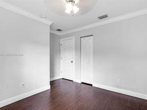 3206 NW 89th Ter, Coral Springs FL 33065