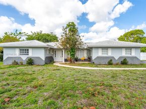 3206 NW 89th Ter, Coral Springs FL 33065