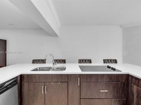 3206 NW 89th Ter, Coral Springs FL 33065