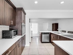 3206 NW 89th Ter, Coral Springs FL 33065