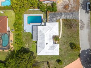 3206 NW 89th Ter, Coral Springs FL 33065