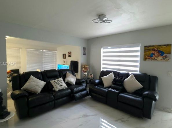 3162 NW 168th Ter, Miami Gardens FL 33056