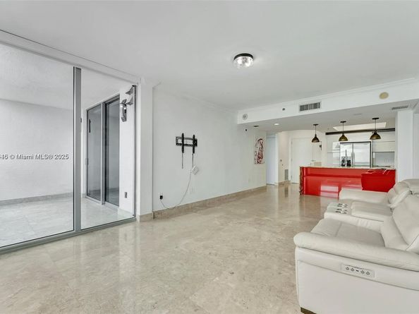 2641 N Flamingo Rd 603N, Sunrise FL 33323