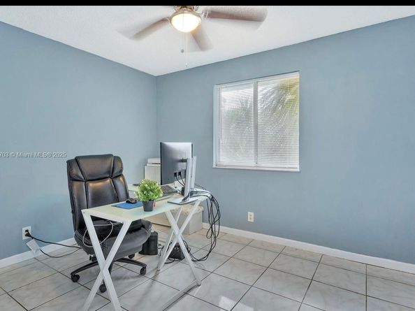 3001 N Oakland Forest Dr 301, Oakland Park FL 33309