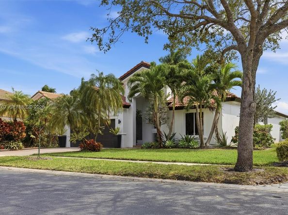 2931 SW 187th Ter, Miramar FL 33029