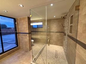 461 Ives Dairy Rd 4022, Miami FL 33179