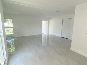 7805 NW 67th Ave, Tamarac FL 33321