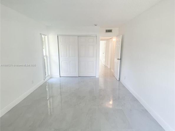 7805 NW 67th Ave, Tamarac FL 33321