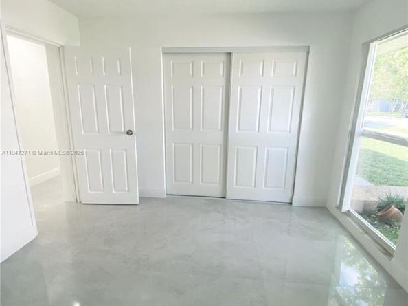 7805 NW 67th Ave, Tamarac FL 33321