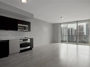 90 SW 3rd St 3003, Miami FL 33130