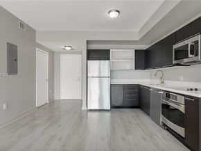 90 SW 3rd St 3003, Miami FL 33130