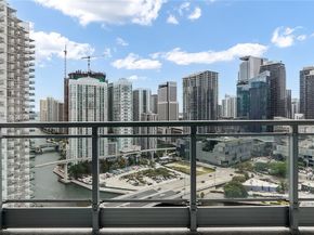 90 SW 3rd St 3003, Miami FL 33130