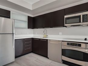 90 SW 3rd St 3003, Miami FL 33130