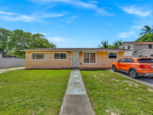 17210 NW 47th Ave, Miami Gardens FL 33055