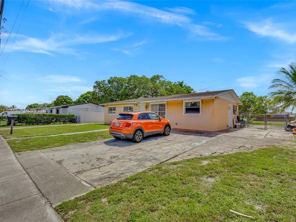 17210 NW 47th Ave, Miami Gardens FL 33055