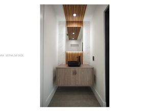 7765 SW 57th Ter, Miami FL 33143