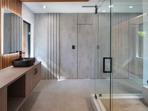 7765 SW 57th Ter, Miami FL 33143