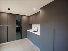 7765 SW 57th Ter, Miami FL 33143