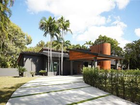 7765 SW 57th Ter, Miami FL 33143